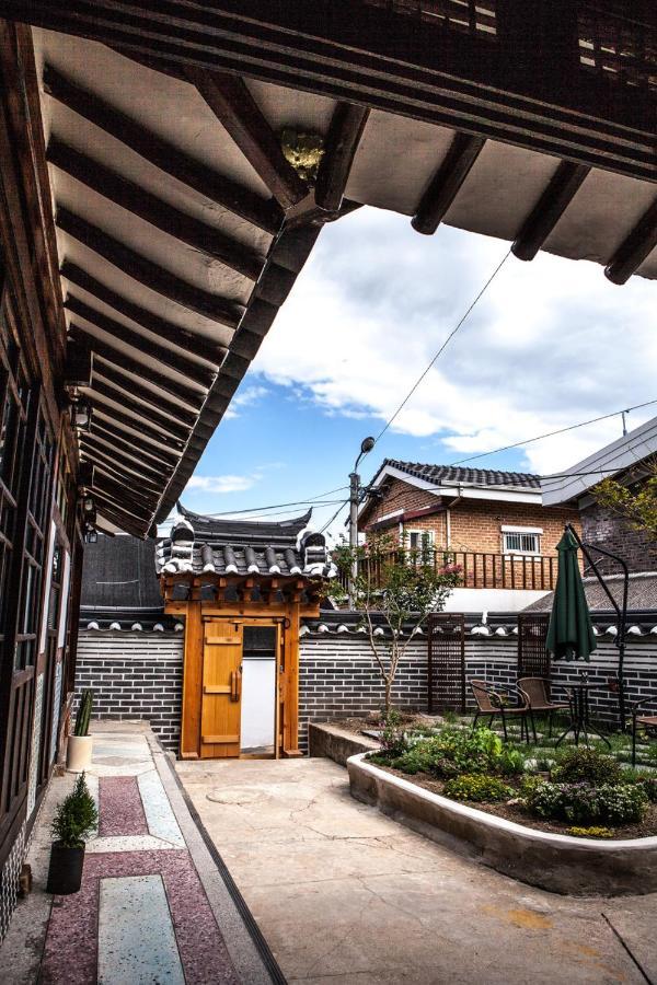 Bonghwangjae Hanok Guesthouse Gongju Dış mekan fotoğraf